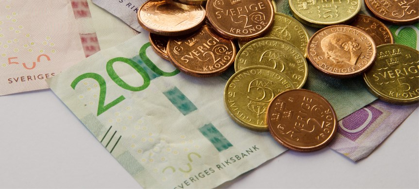 Eurosedlar och -mynt.
