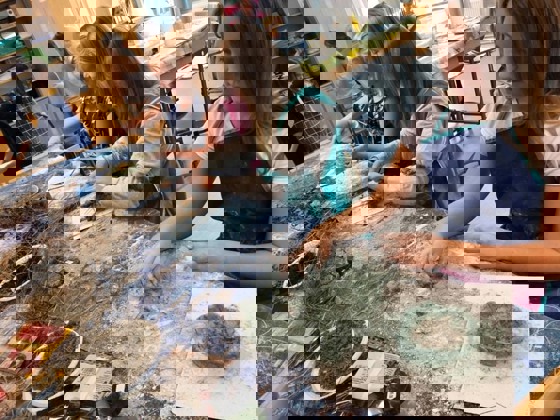 elever skapar fågelbon